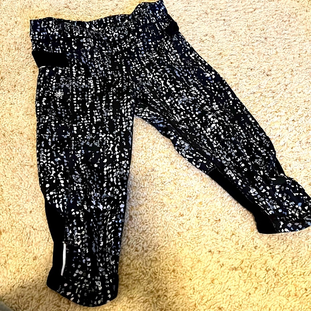Athleta workout capris
